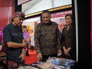 Buka Pameran UMKM, Bupati Mahayastra Dorong Konsep One Village One Product