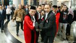 Detik-detik Anwar Usman Pingsan Usai Kirab Wisuda Purnabakti MK