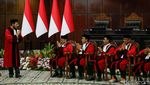 Haru! Anwar Usman Akhiri Pengabdian 15 Tahun di MK dengan Air Mata