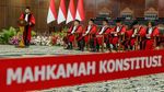 Bingkai Sepekan: Prabowo Temui Putin-Macron hingga Pingsannya Anwar Usman