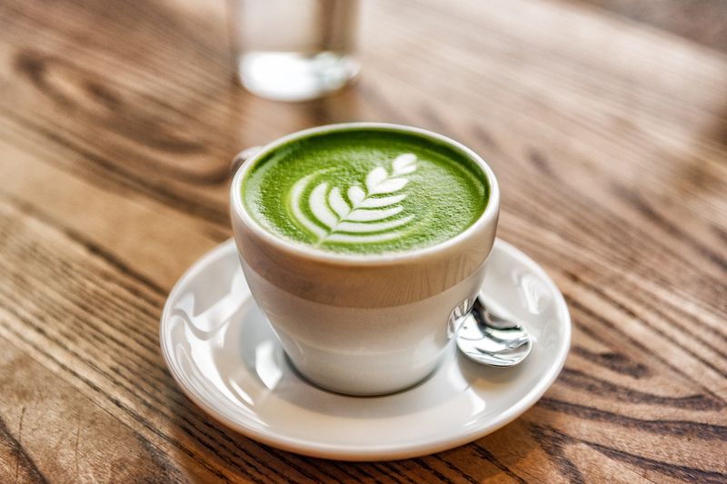 Ilustrasi matcha latte