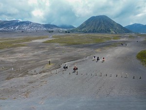 Mengenal Jalur Lingkar Kaldera Tengger, Ada Apa Saja?