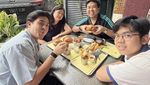 Potret Jerome Polin Mukbang Sushi Bareng Haruka hingga Makan Bersama Keluarga