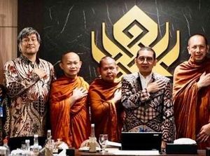 Dukung Perayaan Waisak 2026, Menbud Perkuat Narasi Living Heritage