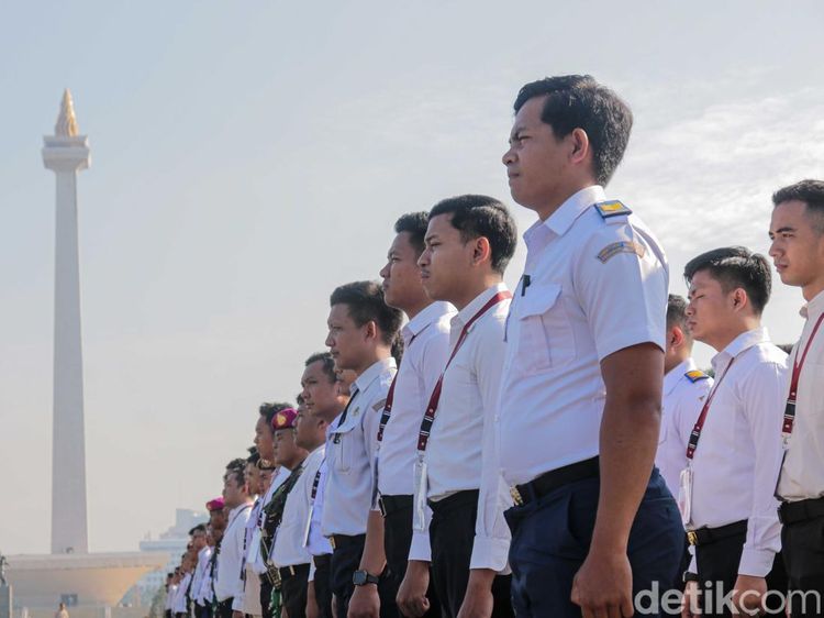 Kemhan Lepas 2.000 ASN Ikuti Latihan Komcad