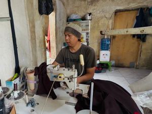 Kisah Kusna Bangkit dan Mandiri Lewat Usaha Menjahit