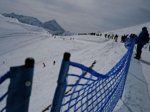 Lereng Curam Tatra Jadi Magnet Ski di Akhir Musim