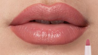5 Brand Lokal yang Rilis Lip Liner untuk Tampilan Bibir Ala 90s