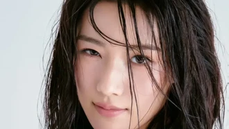 7 Potret Aktris China Lu Yu Xiao Tampil Memukau dengan Makeup No Makeup