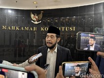 Anwar Usman Pingsan Usai Prosesi Wisuda Purnabakti di MK