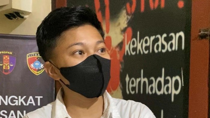 Erfastino Reynaldi alias Rey Malawat