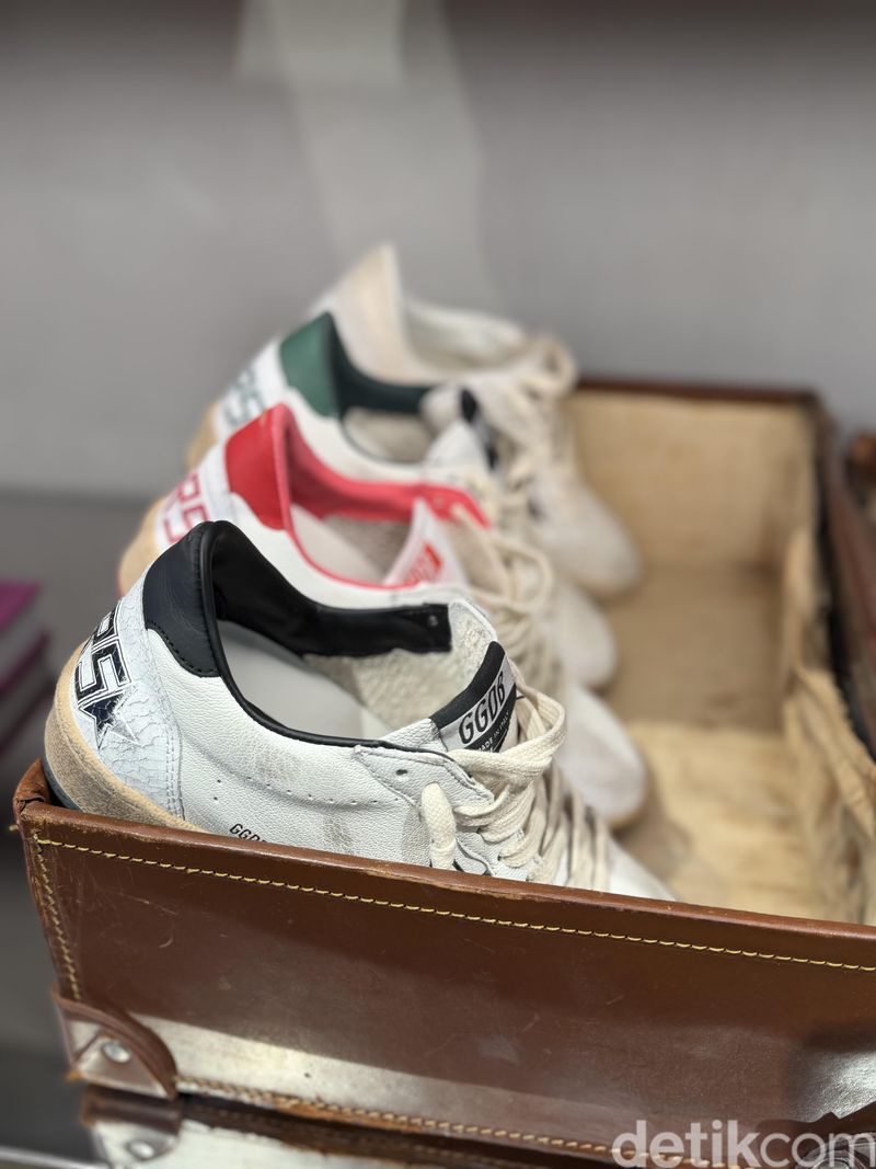 Pembukaan Toko Golden Goose Pertama di Indonesia, hadir di Plaza Senayan, Jakarta.