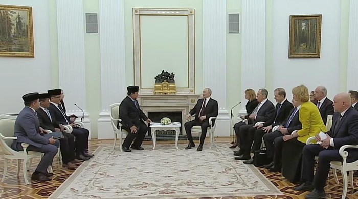 Pertemuan Presiden Prabowo Subianto dan Presiden Rusia Vladimir Putin di Istana Kremlin, Moskow, Senin (13/4/2026). (YouTube Setpres RI)