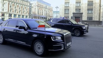 Tiba di Rusia, Prabowo Disambut Mobil Mewah Ini