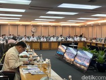 Rapat di DPR, Kepala KSP Buka-bukaan Tantangan di Era Prabowo