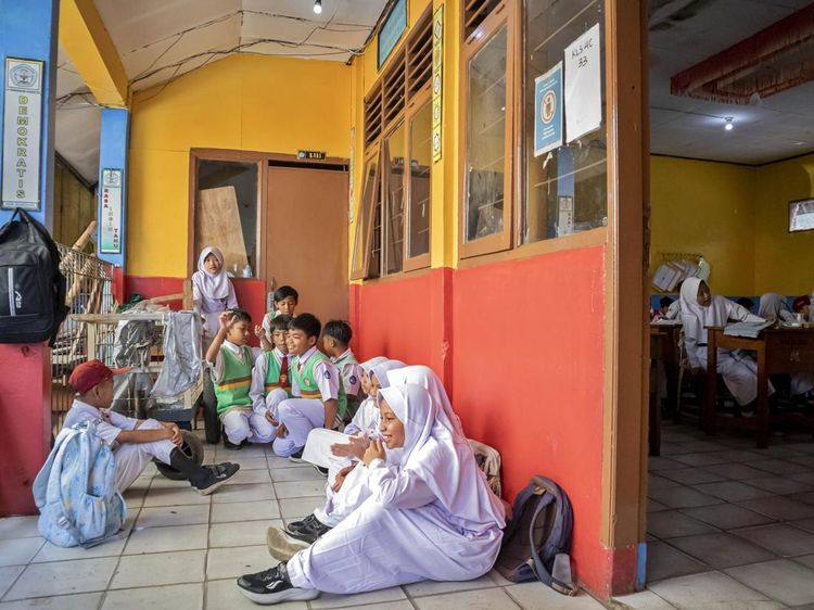 Sekolah Terdampak Sengketa Lahan, Siswa Harus Belajar Bergantian