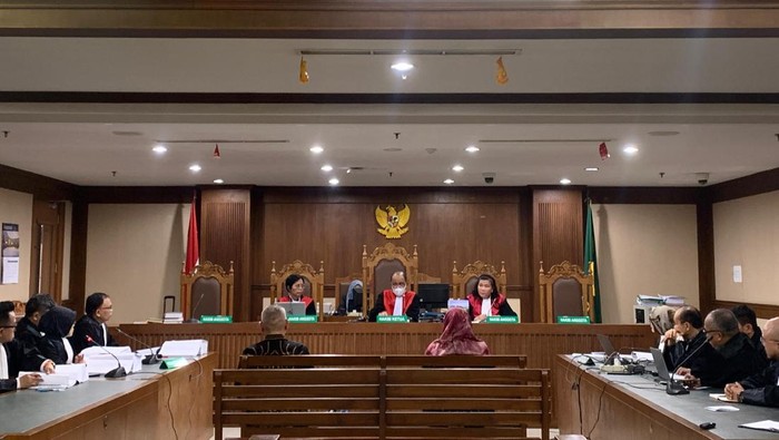 Sidang tuntutan 2 terdakwa kasus korupsi LNG
