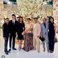 Tak Tampil di Pelaminan, Gaya Tamara Bleszynski Curi Atensi di Nikahan Rassya