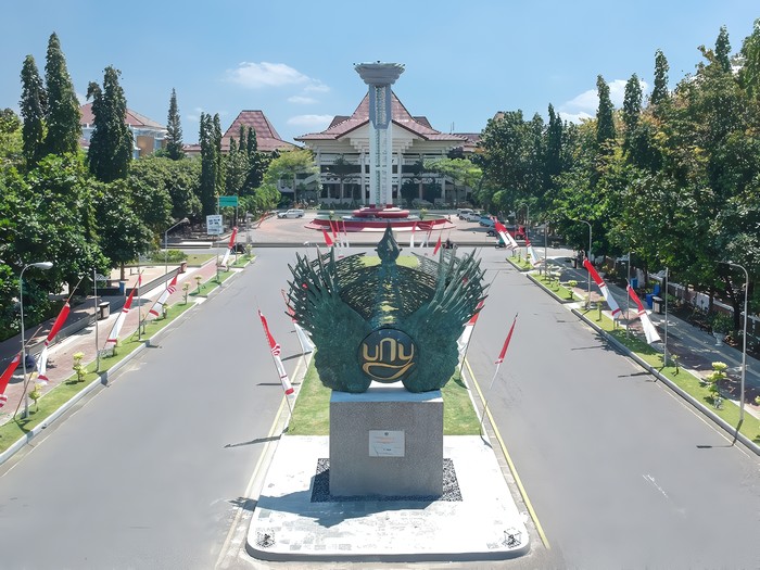 Universitas Negeri Yogyakarta (UNY)