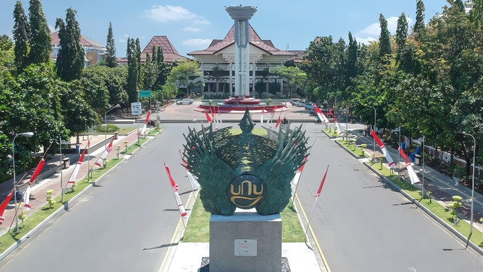 Universitas Negeri Yogyakarta (UNY)