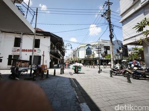 Viral Wisatawan Dikepruk Parkir Rp 40 Ribu di Kawasan Kota Lama Semarang