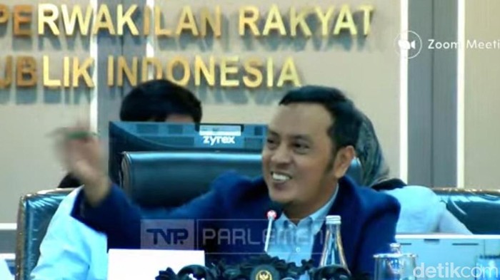 Ketua Komisi XIII DPR Willy Aditya sempat berkelakar dalam rapat Komisi XIII DPR dengan BPIP, Senin (13/4/2026).