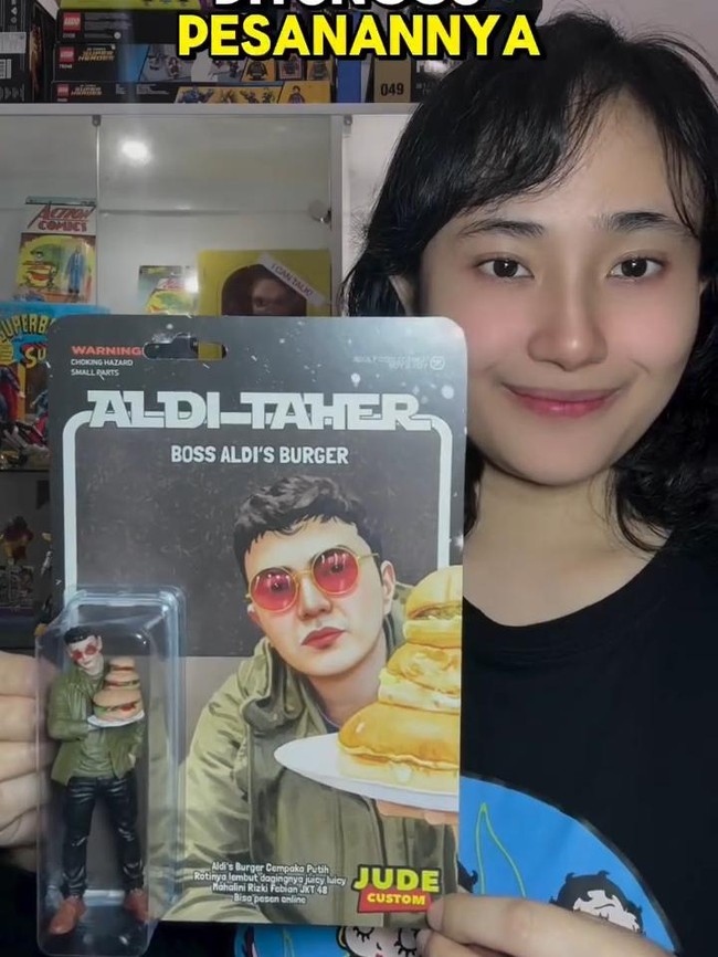 Figurines Aldi Taher Pegang Burger Buatan Kreator Ini Bikin Heboh