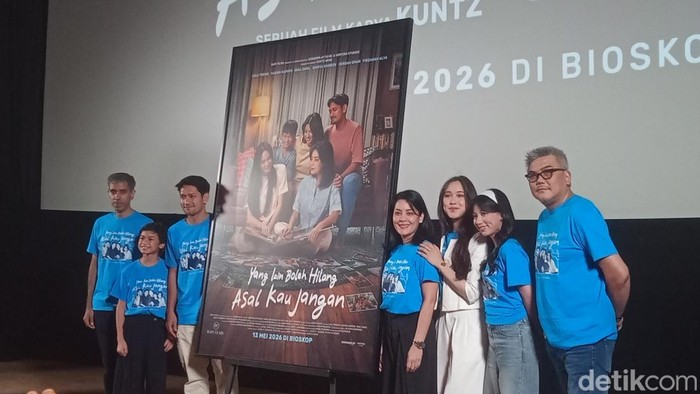 Para cast dan kru film Yang Lain Boleh Hilang Asal Kau Jangan.