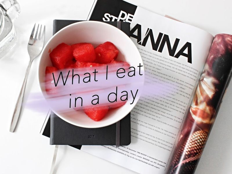 5 Tren Makanan TikTok yang Tak Pernah Mati Meski Kerap Dikritik 5 Tren Makanan TikTok yang Tak Pernah Mati Meski Kerap Dikritik