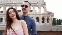 Angel Karamoy tampak mesra lagi sama Gusti Ega setelah membagikan momen berdua di Roma, Italia. (Foto: dok Instagram realangelkaramoy)