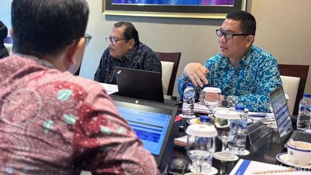 Penjurian yang dilakukan oleh kalangan industri di ajang penghargaan Apresiasi Konektivitas Digital.