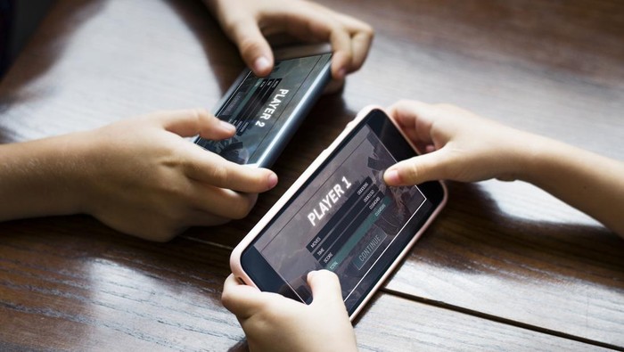 Ilustrasi cara top up Roblox melaui aplikasi, Codashop, hingga UniPin.