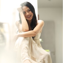 Dee Lestari Rangkai Dinamika Cinta dalam Kabarku