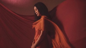 Dalam Kabarku, Dee Lestari menggandeng Fellow Amateurs, yang terdiri dari empat produser muda: Mikha Angelo, Josua Gian, Geddi Jaddi Membummi, dan Nathania S. Alexandra. (Foto: ist)