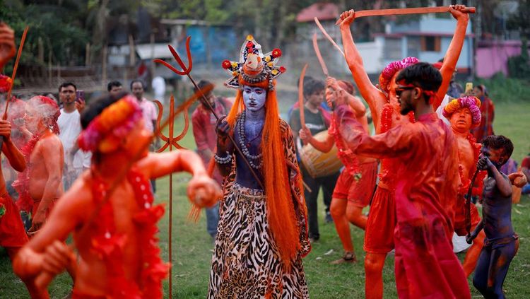 Festival Lal Kach Warnai Perayaan Tahun Baru Bengali