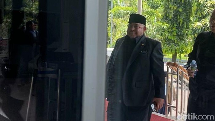 Anggota Komisi III DPR RI, Habib Aboe Bakar Alhabsyi, memenuhi panggilan Mahkamah Kehormatan Dewan (MKD) DPR RI terkait pernyataannya soal narkoba di Madura.