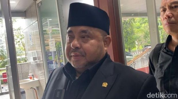 Habib Aboe Bakar Alhabsyi usai memenuhi panggilan Mahkamah Kehormatan Dewan (MKD) di DPR. Senayan, Jakarta, Selasa (14/4/2026).