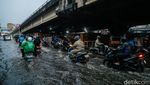 Hujan Deras, Kolong Flyover Kranji Kembali Tergenang