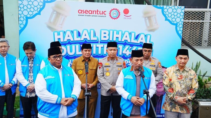 Kapolri Jenderal Listyo Sigit Prabowo mengajak seluruh elemen buruh untuk merayakan Hari Buruh atau May Day pada 1 Mei mendatang dengan semangat kebersamaan. (dok Polri)
