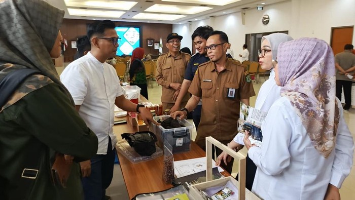 Kegiatan kumpul UMKM dari DPPKUKM Kaltim untuk mempertemukan buyer internasional. (Istimewa)