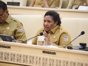 Wamendagri Ribka Paparkan Pengelolaan Dana Otsus Papua di DPR