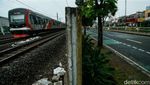 Kondom Berserakan di Rel Jatinegara, Diduga Jadi Lokasi Prostitusi