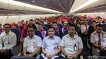 Lion Air Berangkatkan 198 Awak Kabin untuk Penerbangan Haji Global