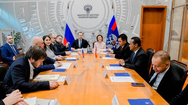 Menteri ESDM Bahlil Lahadalia mengadakan pertemuan bilateral dengan Menteri Energi Rusia di Moscow, Rusia, Selasa (14/4/2026). (Dok. Kementerian ESDM)