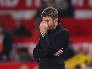 Ini Penyebab Manchester United Belum Pecat Michael Carrick