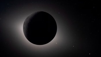 Matahari tertutupi sepenuhnya oleh Bulan selama penerbangan lintas Bulan oleh awak Artemis II, 7 April. Planet Merkurius, Mars, dan Saturnus (dari kiri ke kanan) dapat dilihat di kanan bawah. Foto: NASA