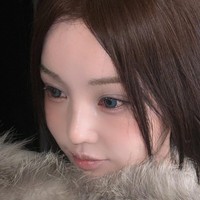 Saat debut pada 2006, Nam Gyuri masih berusia 21 tahun. Namun, siapa sangka vokalis utama dan leader SeeYa ini sudah memasuki kepala empat? Foto: dok. Instagram @nam_gyuri