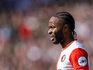 Raheem Sterling Kecelakaan Mobil di Bawah Pengaruh Obat-obatan