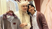 Ria Miranda Kolaborasi dengan 3Mongkis, Eksplorasi Knit hingga Denim