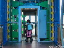 Sempat Rusak, Lift JPO Lenteng Agung Kini Kembali Beroperasi